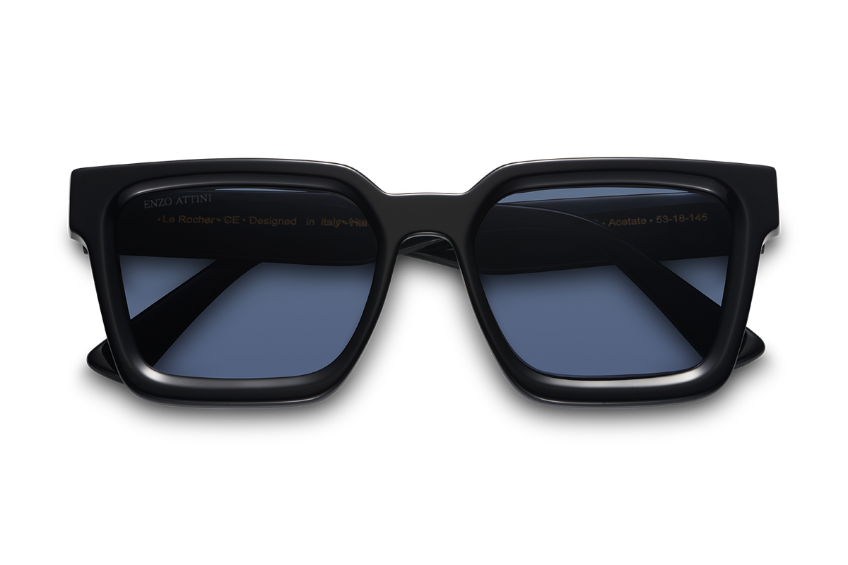 Le Rocher / Black + Dark Black Lens.