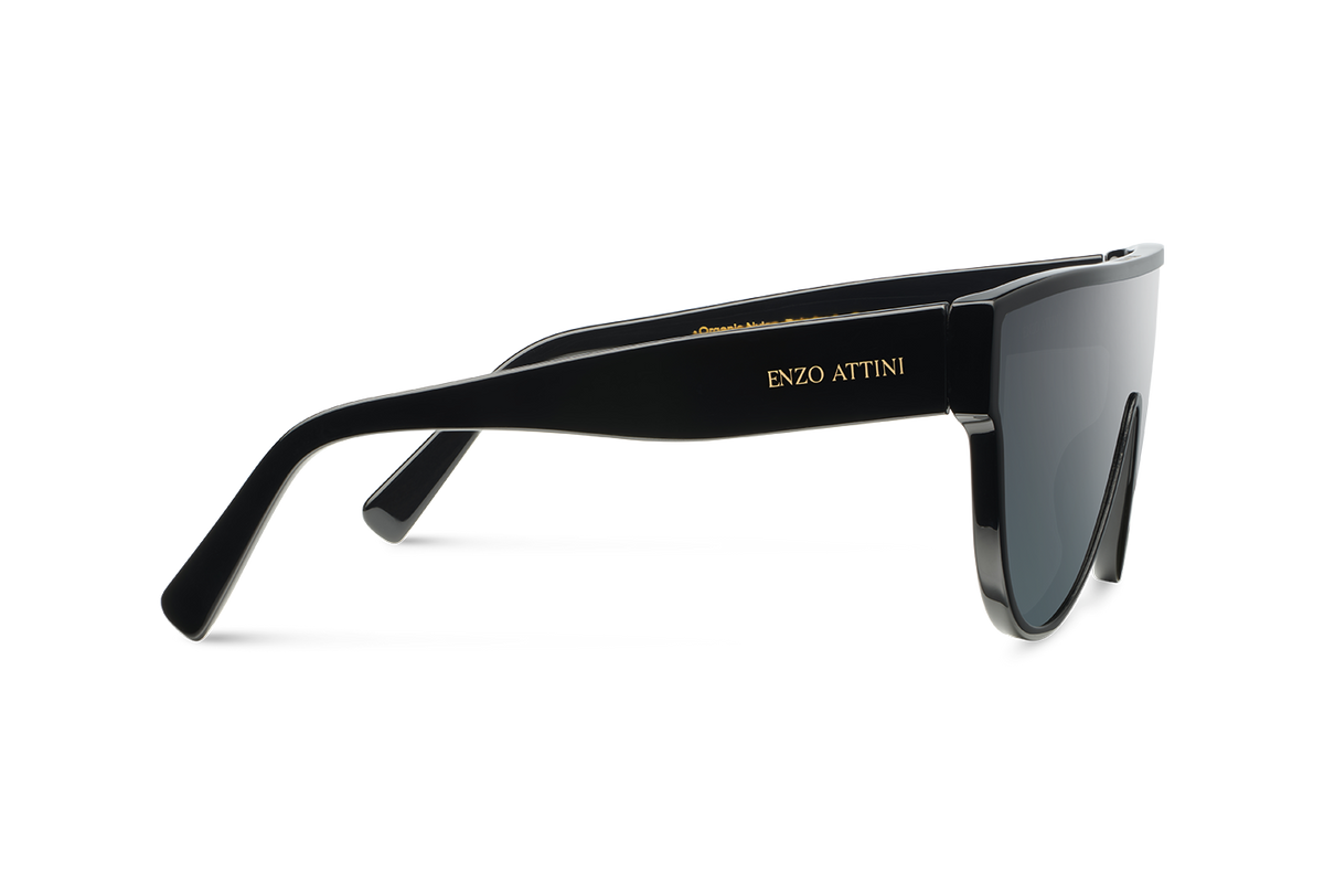 Mount Everest / Black + Dark Black Lens.